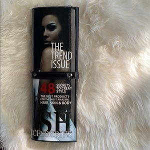 Magazine style clutch/crossover